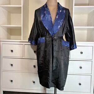 Sold. Do not buy Reversible Kimono Robe Black Blue